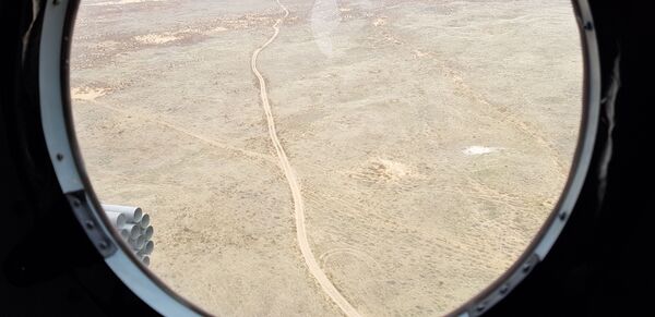 Sputnjik u kokpitu „antonova“, okružen „migovima“: Mi stojimo, a Zemlja se okreće! - Sputnik Srbija