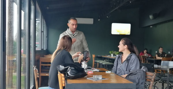 Najlepša vest nedelje: Ljuba Marinković, čovek koji je osvojio medijsko nebo Srbije ― ljudskošću Najlepša vest nedelje: Ljuba Marinković, čovek koji je osvojio medijsko nebo Srbije ― ljudskošću - Sputnik Srbija