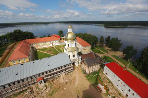 „Ostrvo“ — pravi rijaliti u ruskom manastiru, u koji su i Srbi pozvani /video/ „Ostrvo“ — pravi rijaliti u ruskom manastiru, u koji su i Srbi pozvani /video/ - Sputnik Srbija
