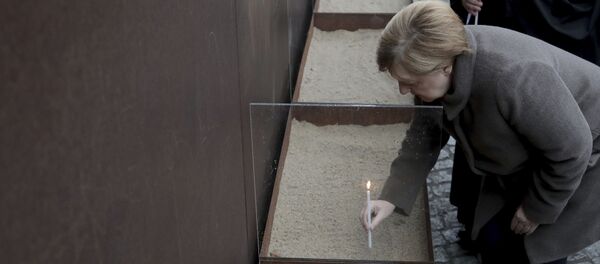 Godišnjica pada Berlinskog zida, nemačka kancelarka Angela Merkel Godišnjica pada Berlinskog zida, nemačka kancelarka Angela Merkel - Sputnik Srbija