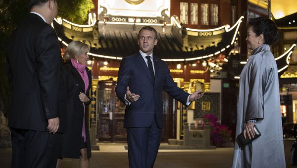 Француски и кинески председник са супругама у Шангају - Sputnik Србија