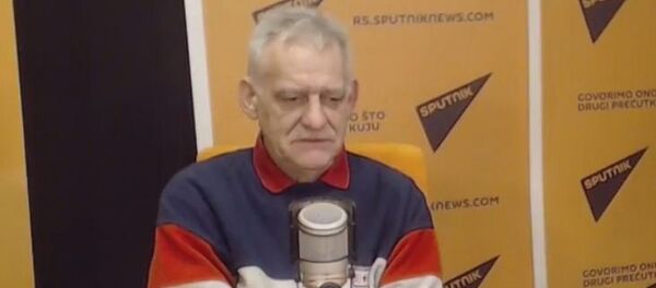 Бранислав Петрушевић Петрући и Биљана Крстић - Sputnik Србија