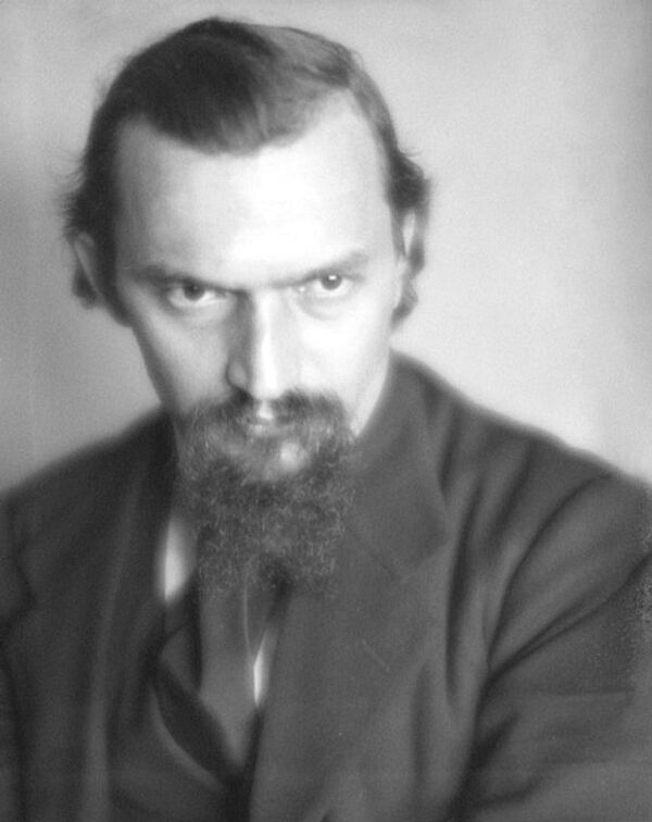 Сенке над Авалом: Тамне мистерије Жрнова, које је осветлио Бјелогрлић /фото/ Сенке над Авалом: Тамне мистерије Жрнова, које је осветлио Бјелогрлић /фото/ - Sputnik Србија