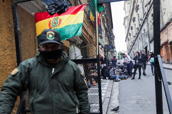 Боливија доживела државни удар, а сад јој прети и распад /видео/ - Sputnik Србија