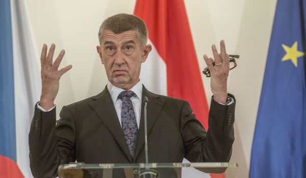 Nova „Plišana revolucija“ u Pragu: Šta žele Česi? Nova „Plišana revolucija“ u Pragu: Šta žele Česi? - Sputnik Srbija