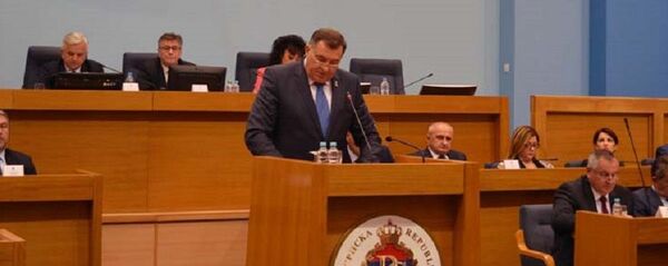 Милорад Додик на седници Скупштине РС Милорад Додик на седници Скупштине РС - Sputnik Србија