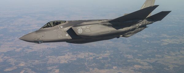 Војни авион Ф-35 - Sputnik Србија