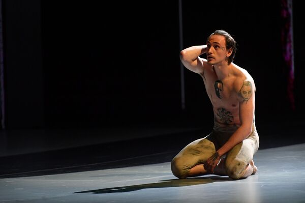 Путин под кожом: 10 тетоважа са ликом руског председника које не пролазе неопажено Путин под кожом: 10 тетоважа са ликом руског председника које не пролазе неопажено - Sputnik Србија