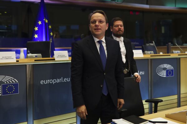 Орбанов човек — нова шанса за Србију? Орбанов човек — нова шанса за Србију? - Sputnik Србија