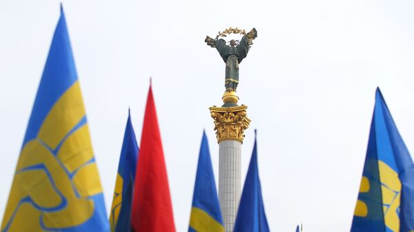 Zastave na Trgu nezavisnosti u Kijevu - Sputnik Srbija