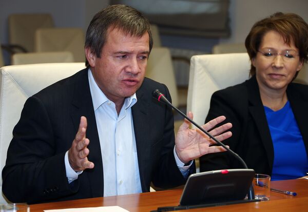 Bivši Jeljcinov savetnik otkrio zašto je baš Putin izabran za novog ruskog lidera - Sputnik Srbija