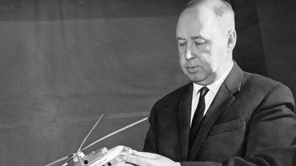 Михаил Миљ - Sputnik Србија