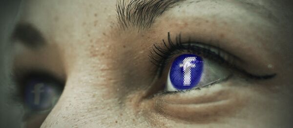 Fejsbuk oko - Sputnik Srbija