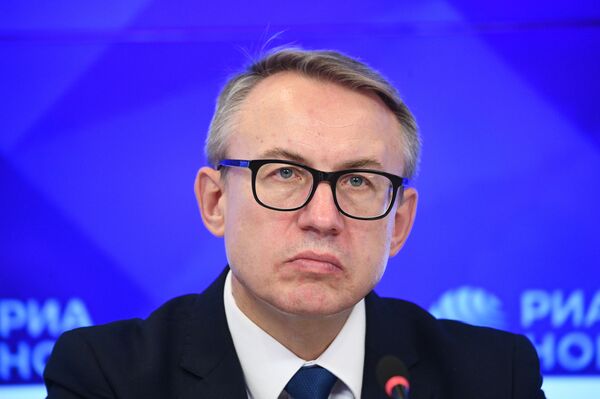 Москва упозорава: САД покушавају да успоставе контролу над ресурсима Арктика - Sputnik Србија