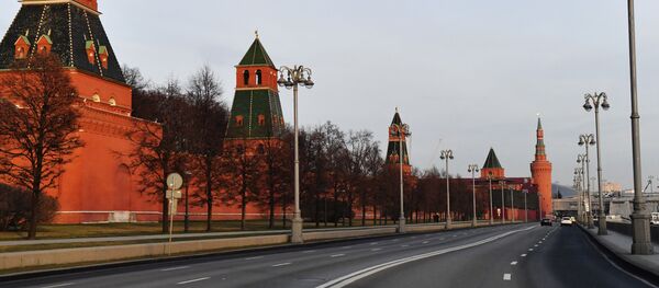 Zidine Kremlja na obali reke Moskve - Sputnik Srbija