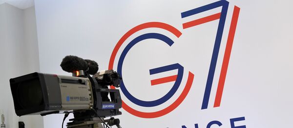Logo grupe G7 u francuskom Bijaricu - Sputnik Srbija