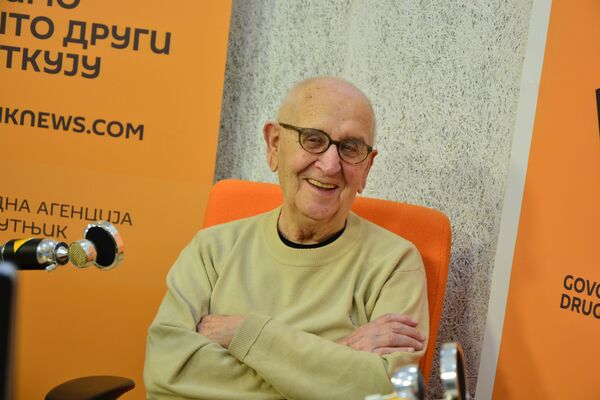 Ekskluzivno: Puriša Đorđević o neobičnom susretu sa Handkeom usred bombardovanja Beograda - Sputnik Srbija