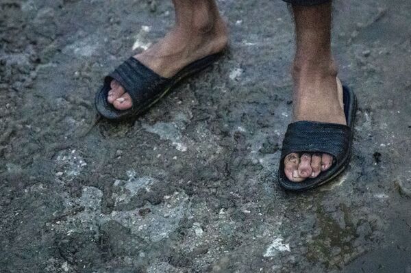 Situacija nikad gora: Migranti tope sneg da bi pili vodu /foto/ - Sputnik Srbija