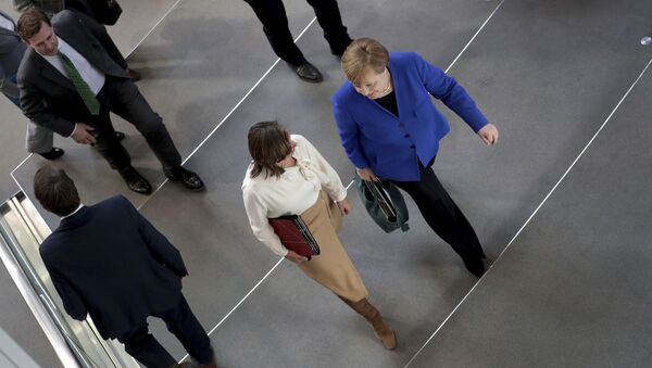 Angela Merkel i Ulrike Demer u Bundestagu - Sputnik Srbija