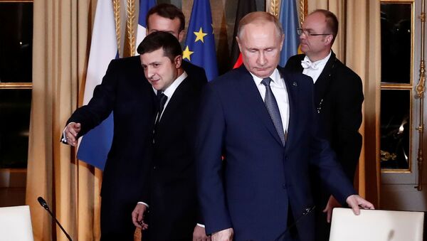 Председници Украјине и Русије, Владимир Зеленски и Владимир Путин, долазе на самит нормандијске четворке у Јелисејској палати у Паризу - Sputnik Србија
