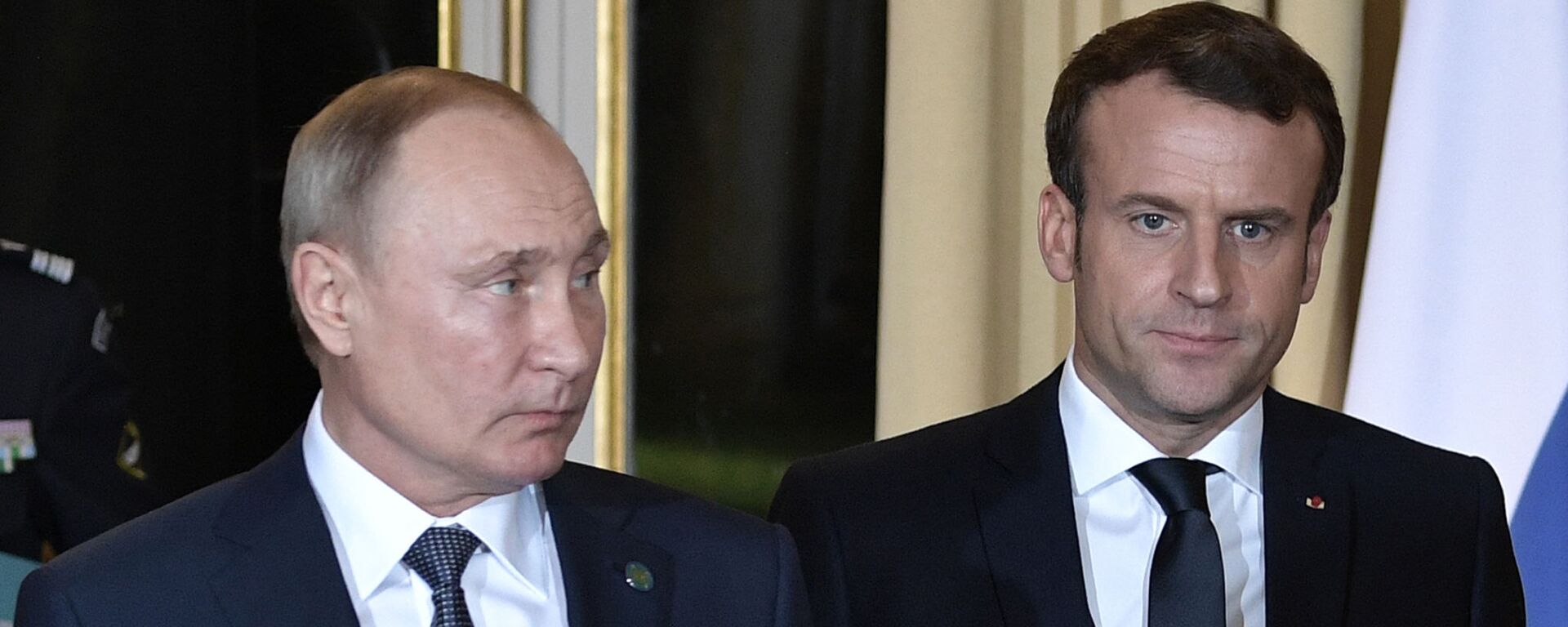 Predsednici Rusije i Francuske, Vladimir Putin i Emanuel Makron, dolaze na sastanak normandijske četvorke u Parizu - Sputnik Srbija, 1920, 09.01.2023