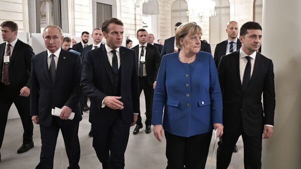 Vladimir Putin, Angela Merkel, Emanuel Makron i Vladimir Zelenski u Parizu Vladimir Putin, Angela Merkel, Emanuel Makron i Vladimir Zelenski u Parizu - Sputnik Srbija