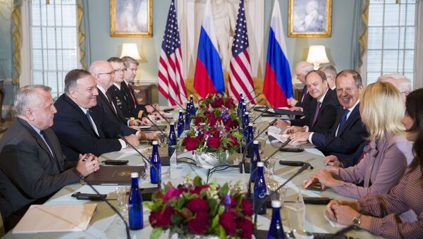 Састанак америчког државног секретара Мајка Помпеа и министра спољних послова Русије Сергеја Лаврова у Вашингтону - Sputnik Србија