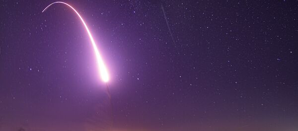 Lansiranje rakete iz vojne baze Vandenberg u Kaliforniji /arhivska fotografija/ Lansiranje rakete iz vojne baze Vandenberg u Kaliforniji /arhivska fotografija/ - Sputnik Srbija