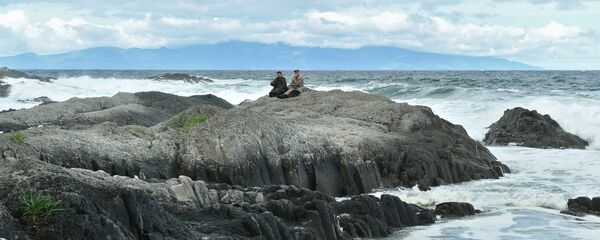 Обала острва Кунашир Курилског архипелага - Sputnik Србија