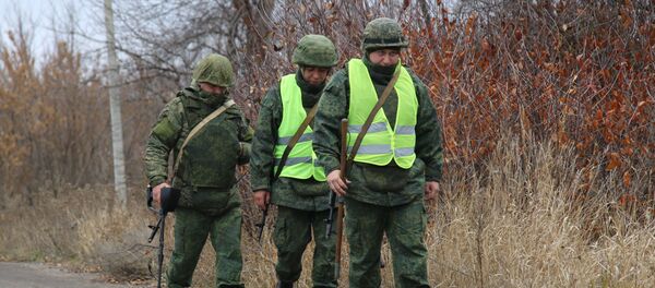 Demineri Narodne milicije DNR pre početka povlačenja snaga u Donjecku - Sputnik Srbija