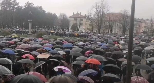 Сабор у Никшићу окупио хиљаде вјерника: Овог није било од Косовског боја /фото/ - Sputnik Србија