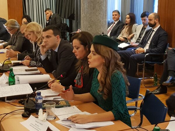 Sveštenici i monasi SPC sutra ispred Skupštine Crne Gore Sveštenici i monasi SPC sutra ispred Skupštine Crne Gore - Sputnik Srbija