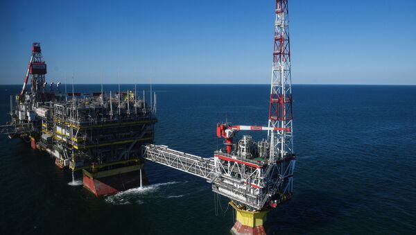 Naftna platforma na moru - Sputnik Srbija