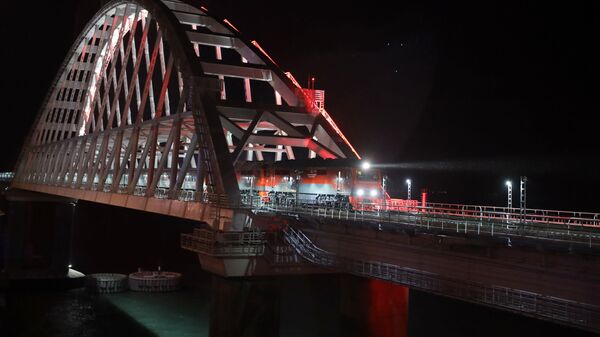 Воз преко Кримског моста - Sputnik Србија