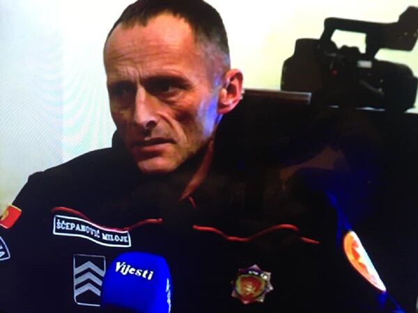 Miloje ide u Novi! Policajac-heroj iz Nikšića odlučio gde će nastaviti da radi Miloje ide u Novi! Policajac-heroj iz Nikšića odlučio gde će nastaviti da radi - Sputnik Srbija