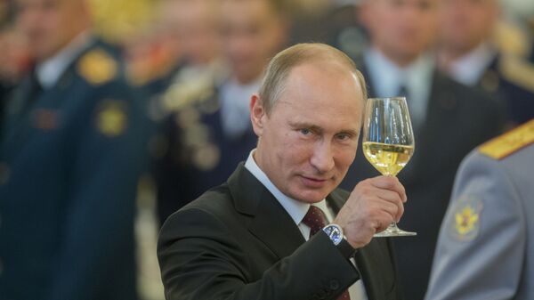 Predsednik Rusije Vladimir Putin na svečanom prijemu u Kremlju - Sputnik Srbija