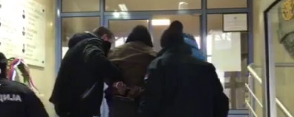 Привођење Малчанско берберина у полицију - Sputnik Србија