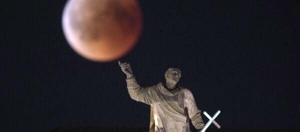 Помрачење Месеца Помрачење Месеца - Sputnik Србија