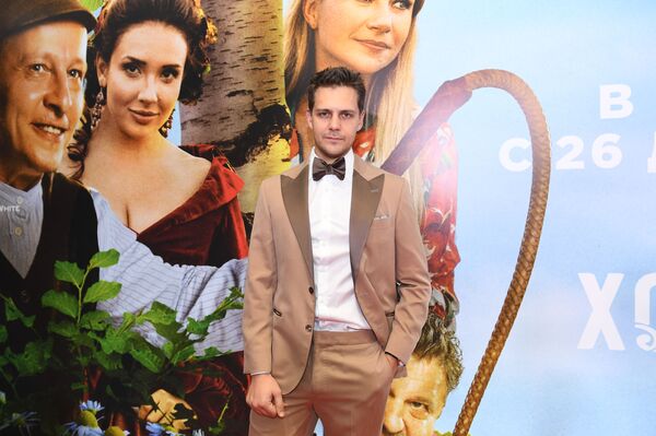 ЕКСКЛУЗИВНО Милош Биковић за Спутњик открива како је то бити најпопуларнији глумац Русије /видео/ - Sputnik Србија