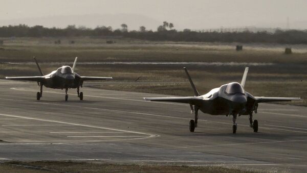 Британски војни авиони Ф-35Б слећу на војну базу на Кипру - Sputnik Србија