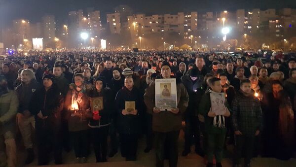 Vernici u Podgorici ispred manastira Svetog Simeona Mirotočivog - Sputnik Srbija
