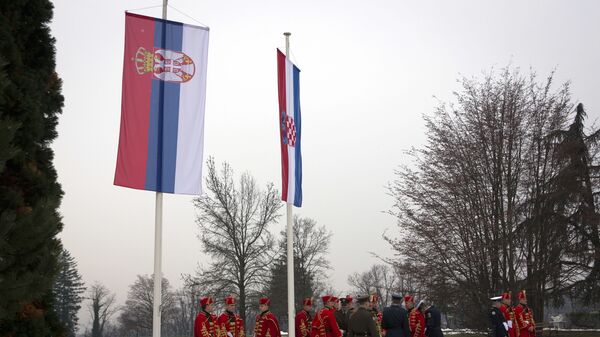 Zastave Srbije i Hrvatske - Sputnik Srbija