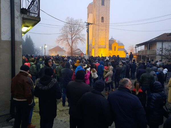 Neverovatni snimci iz Crne Gore: Ustala Boka, Podgorica blistala, u Nikšiću oboren rekord - Sputnik Srbija