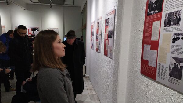 Посетиоци изложбе могу да се упознају с јединственим архивским сликама  - Sputnik Србија