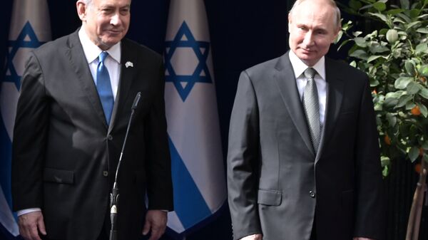 Predsednik Rusije Vladimir Putin i izraelski premijer Benjamin Netanijahu - Sputnik Srbija