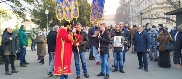 Грађани и свештенство се припремају за литију Грађани и свештенство се припремају за литију - Sputnik Србија