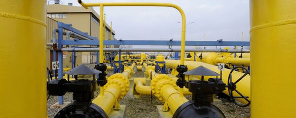 Цеви за транзит гаса у компресорској станици Рембелшчизна у близини Варшаве у Пољској - Sputnik Србија