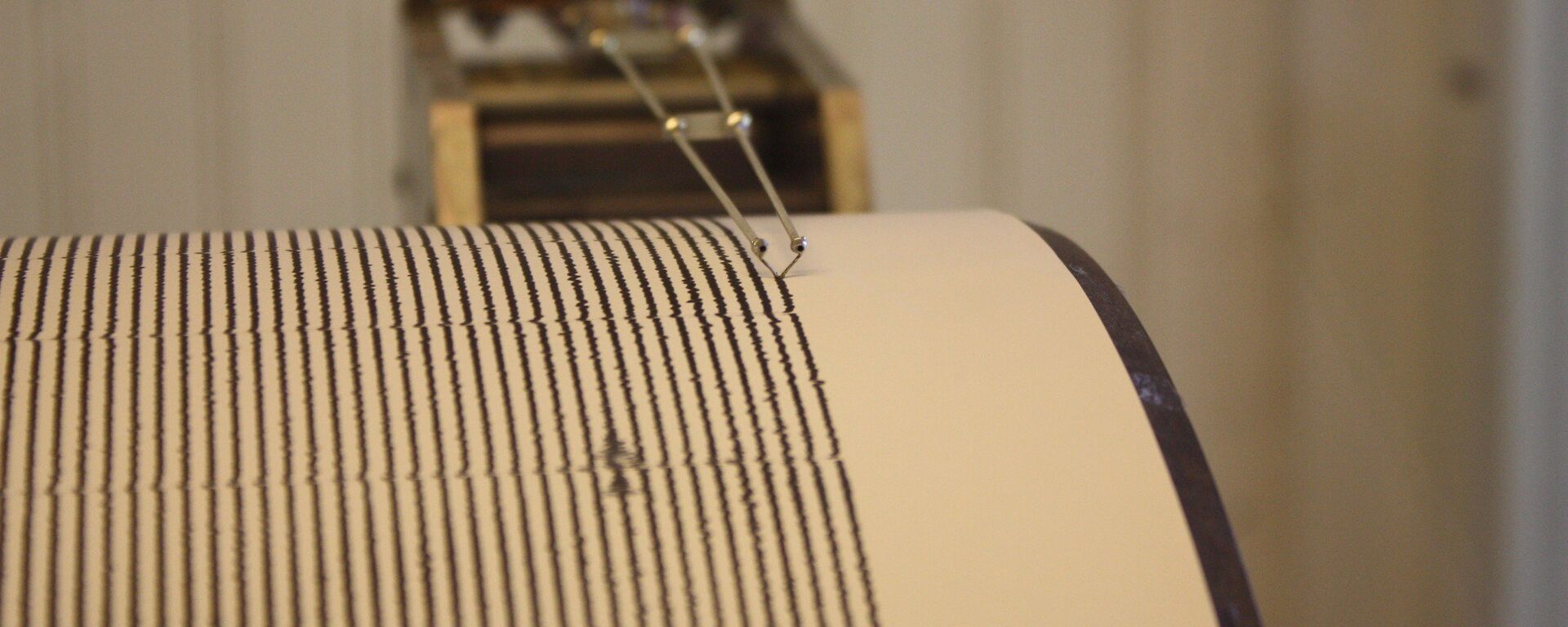 сеизмограф - Sputnik Србија, 1920, 16.06.2023