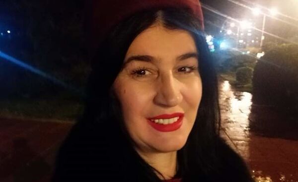 Рада Вишњић, суспендована учитељица из ОШ Југославија у Бару. Рада Вишњић, суспендована учитељица из ОШ Југославија у Бару. - Sputnik Србија