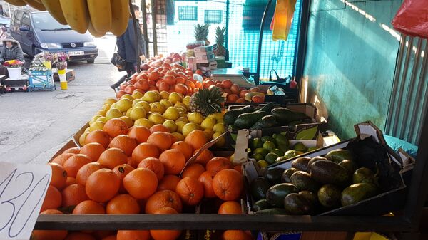 Србија извози најбоље воће и поврће, а увози паприку већу од шаке Србија извози најбоље воће и поврће, а увози паприку већу од шаке - Sputnik Србија